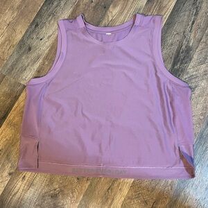 Lululemon tank